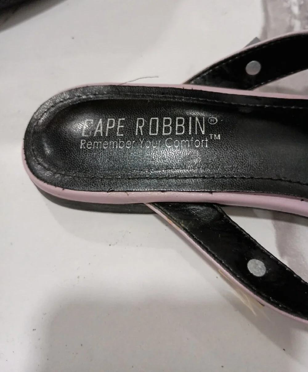 Cape Robbin Pale Lilac Pointed-Toe Flats with Gold Studs